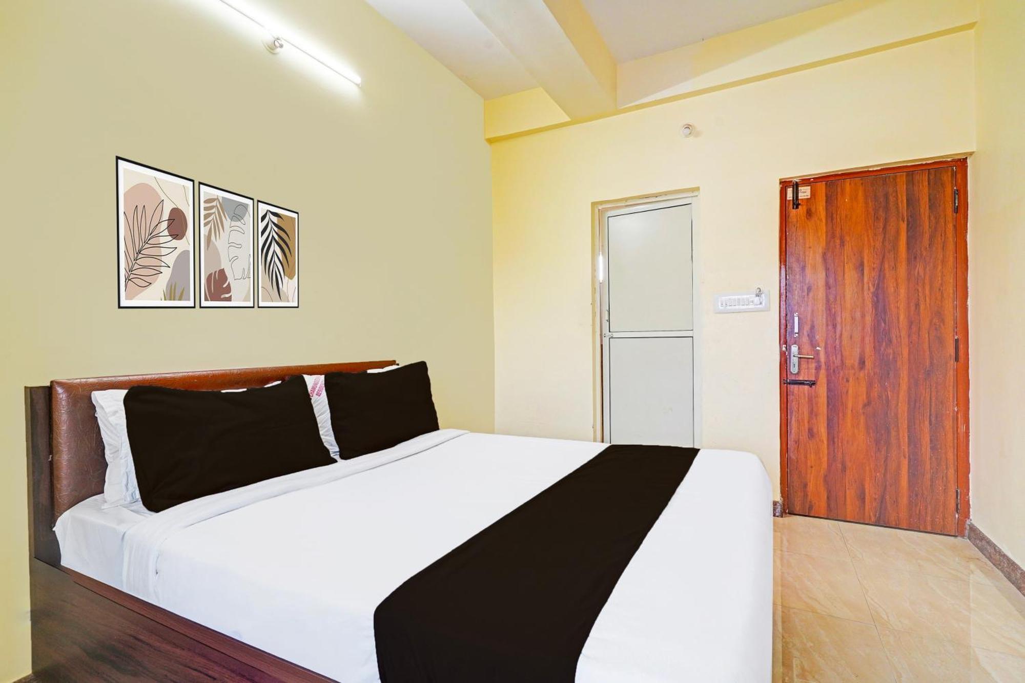 Super Hotel O Srigandhakavalu Formerly Chamundeshwari Lodging Jālahalli Buitenkant foto