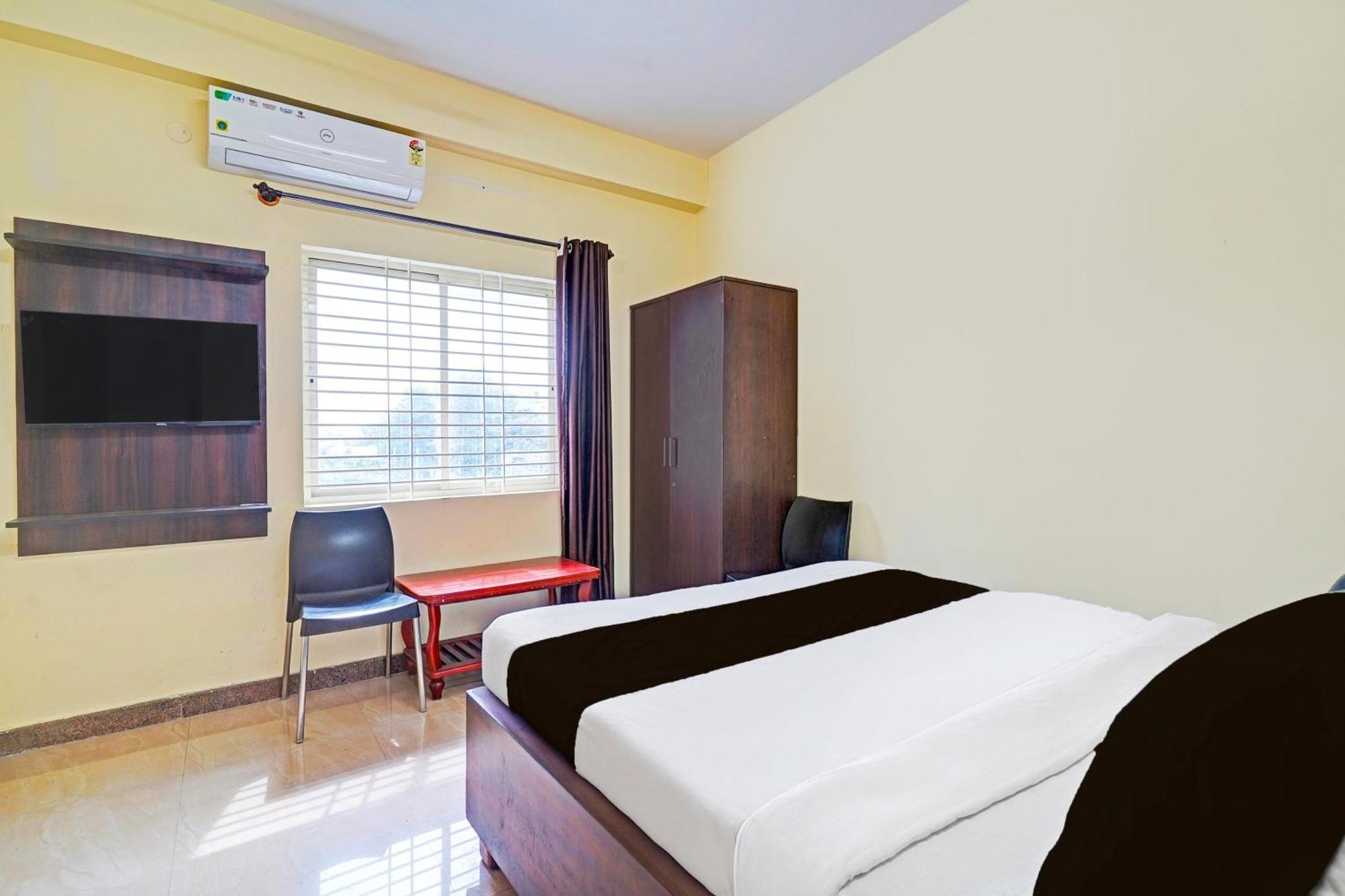 Super Hotel O Srigandhakavalu Formerly Chamundeshwari Lodging Jālahalli Buitenkant foto
