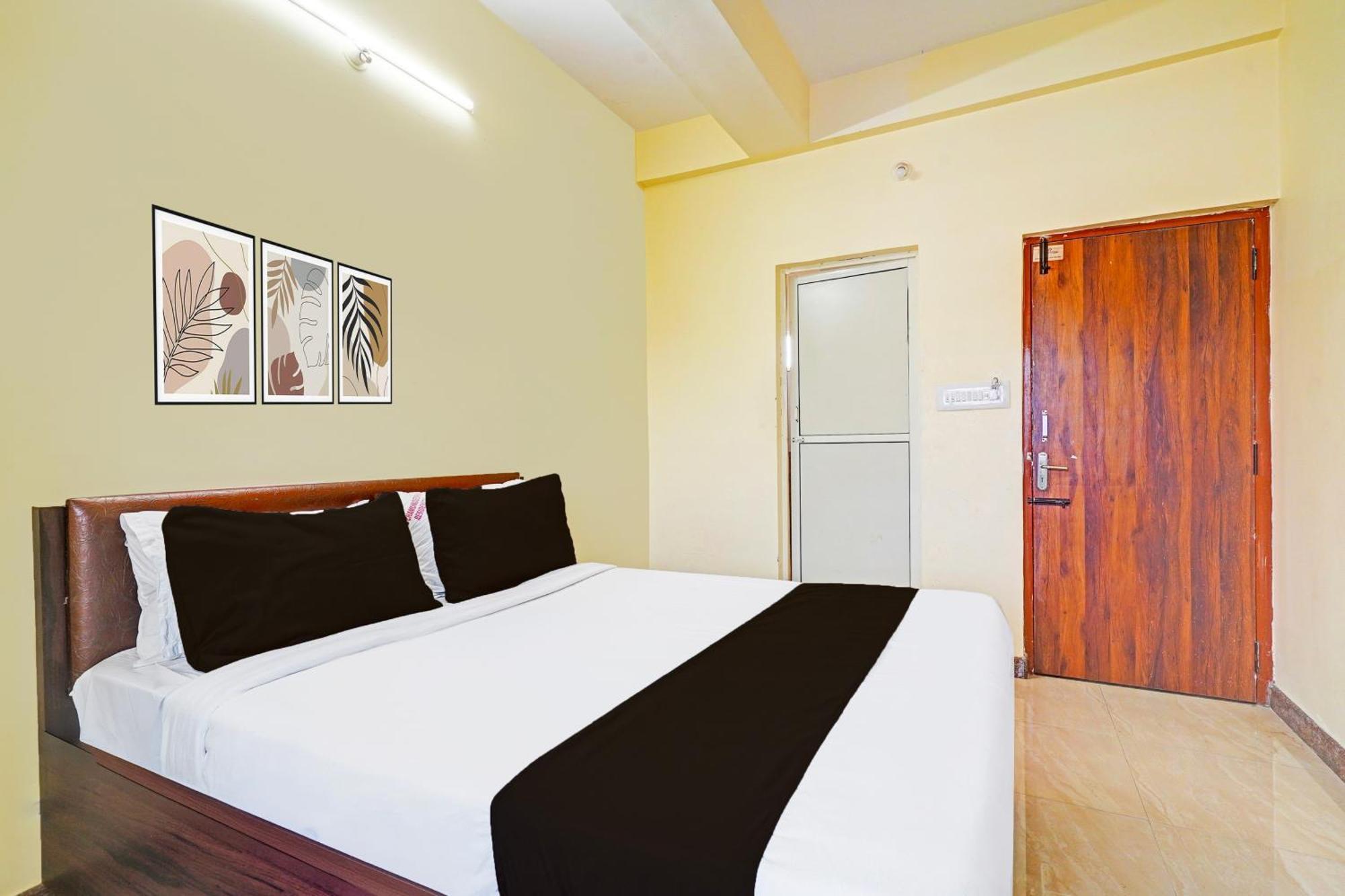 Super Hotel O Srigandhakavalu Formerly Chamundeshwari Lodging Jālahalli Buitenkant foto